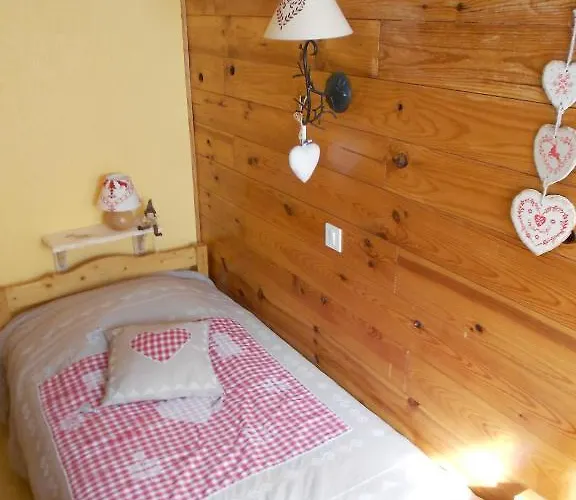 Hotel L'oree Du Bois 2*