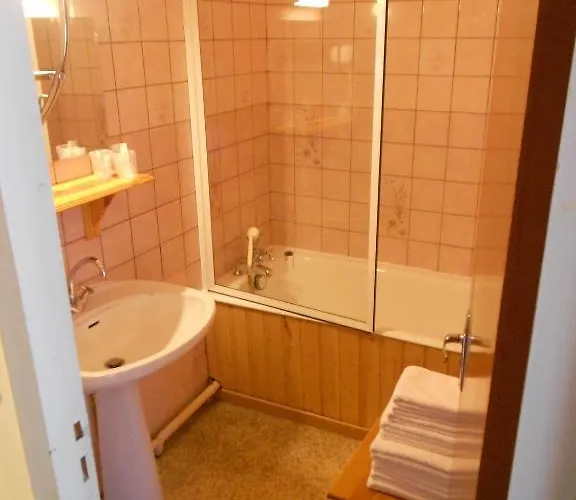 L'oree Du Bois Hotel 2*